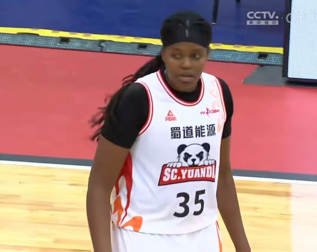 穆雷迎来七赛季出色发挥，阿森纳观众热烈欢呼！